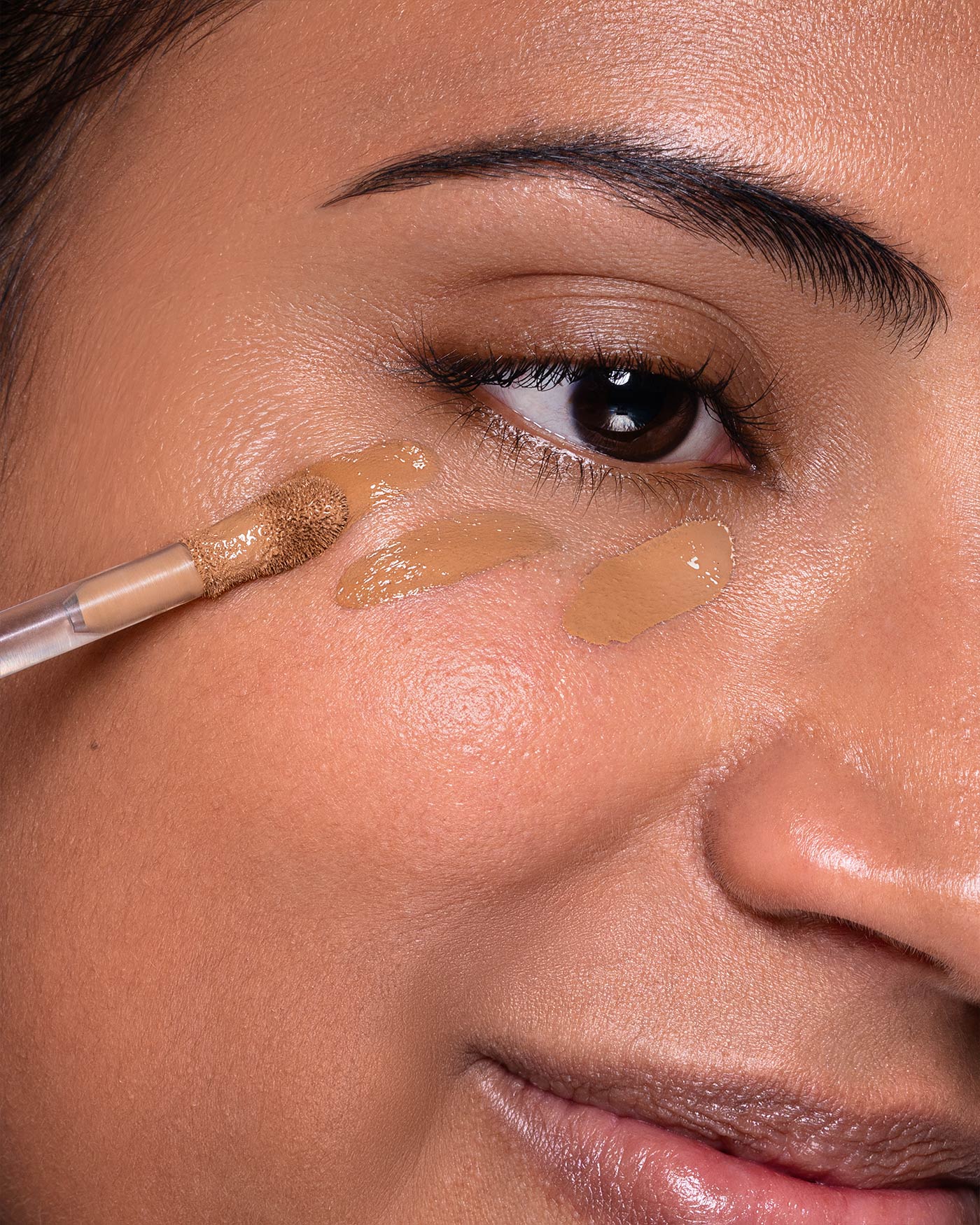 FLUID CONCEALER SERUM - Correttore Siero Idratante Illuminante - Image 23