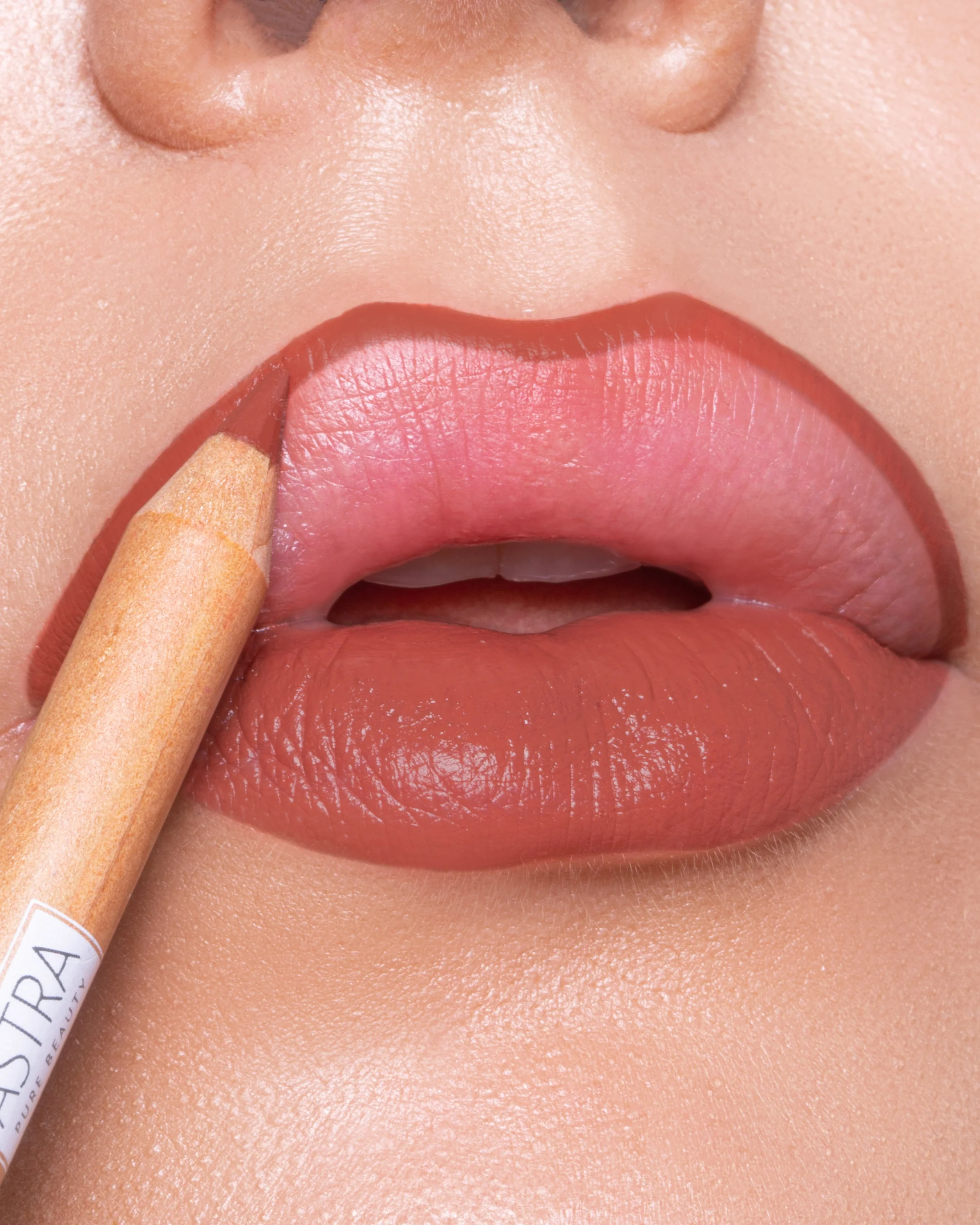 PURE BEAUTY LIP PENCIL - Matita Labbra Morbida Naturale - Image 8